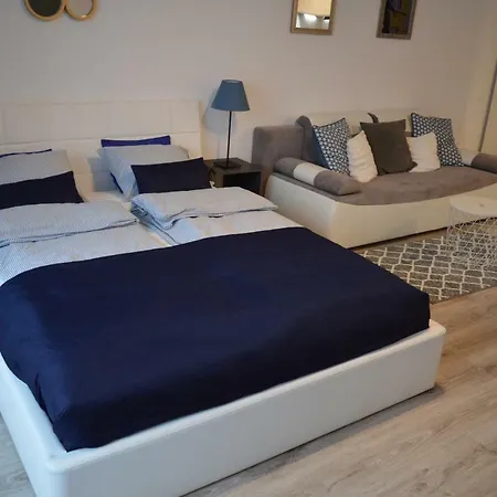 Tartaczna Apartament Possession Апартаменты *